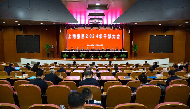 GG Poker下载
2名全国劳模在京接受表彰